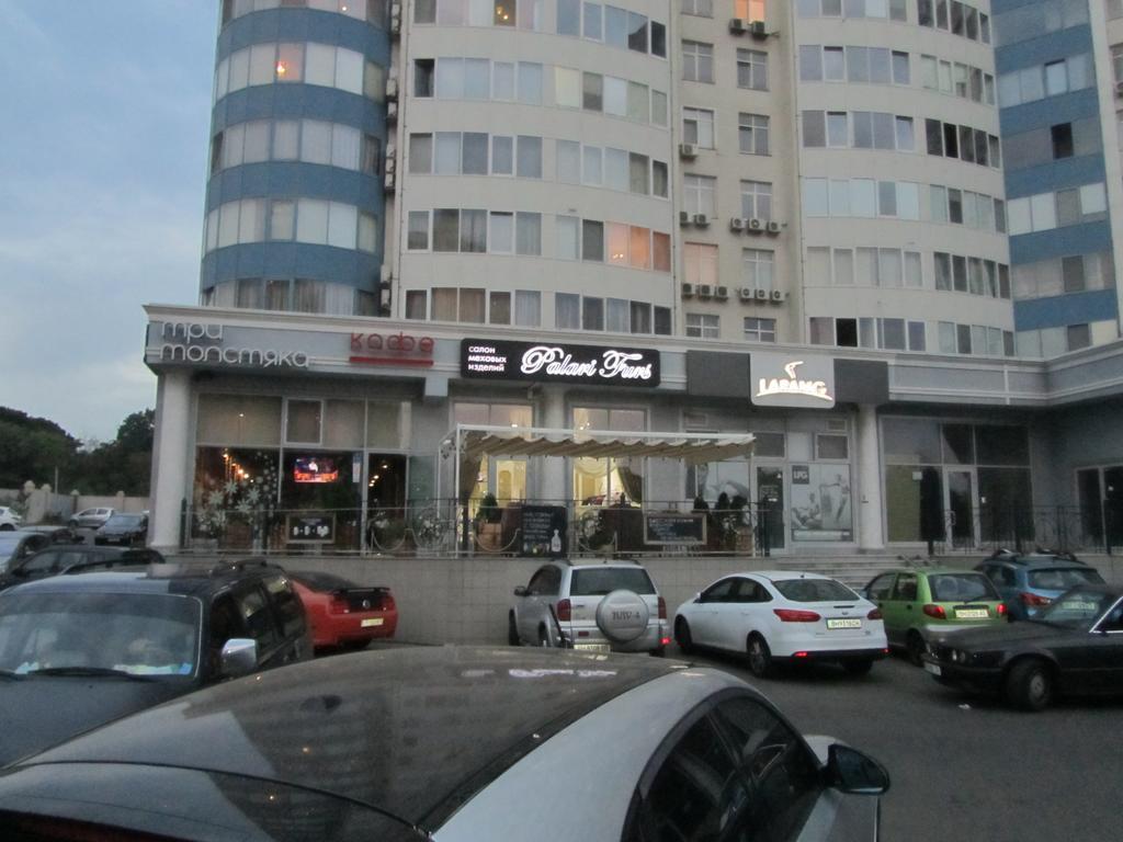 Apartments On Henuezskaya 5 Odessza Kültér fotó