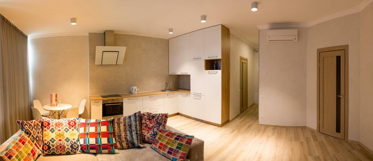 Apartments On Henuezskaya 5 Odessza Kültér fotó